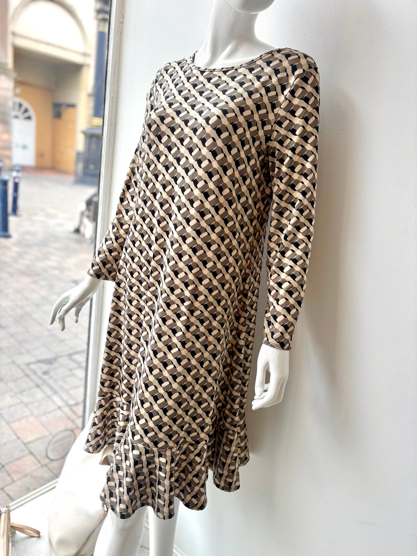 Saloos Long Sleeve Patterned Dress
