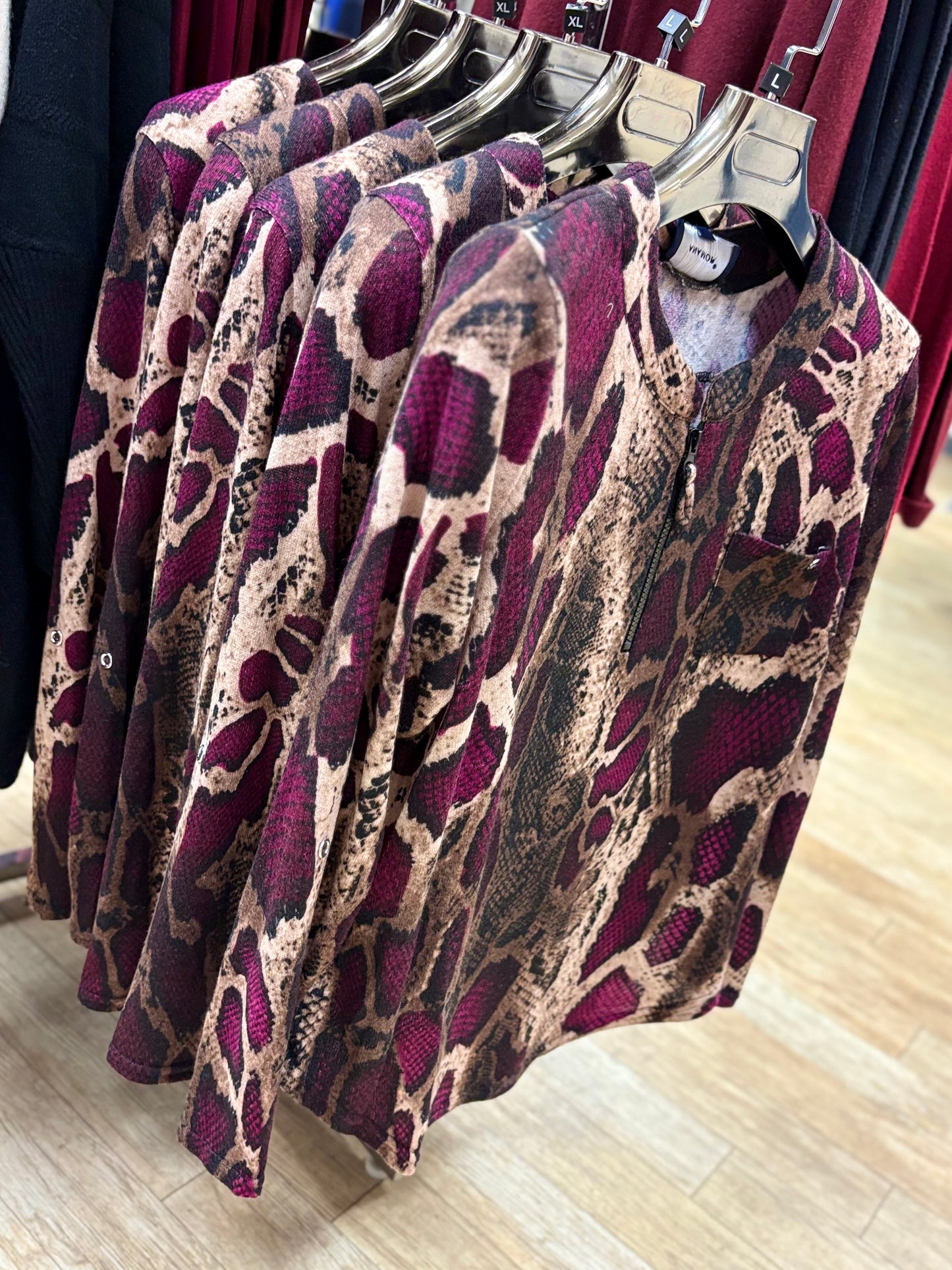 Anamor Fine Knit Blouse