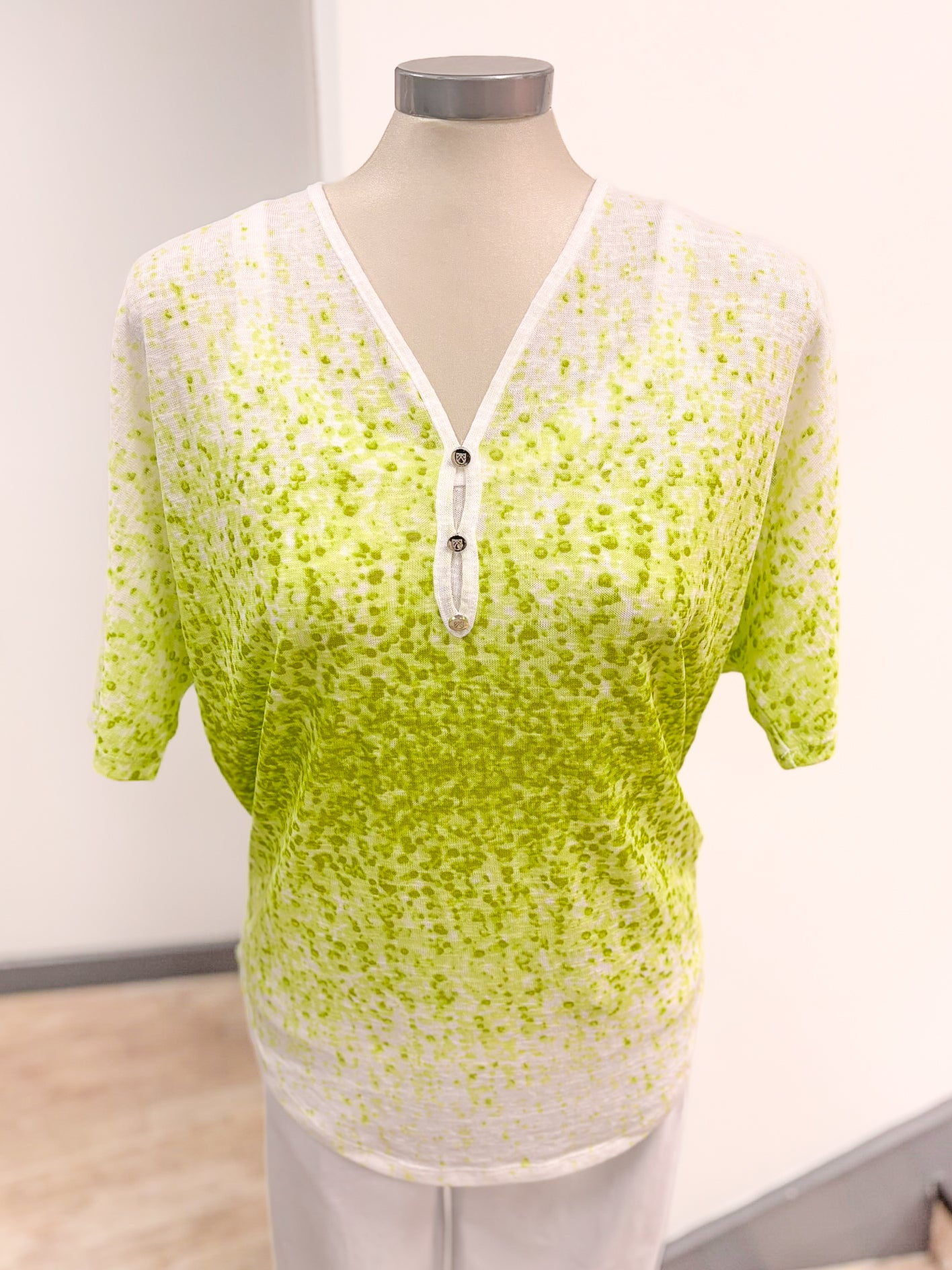 Marble Layered Speckled V-Neck Top with Cami