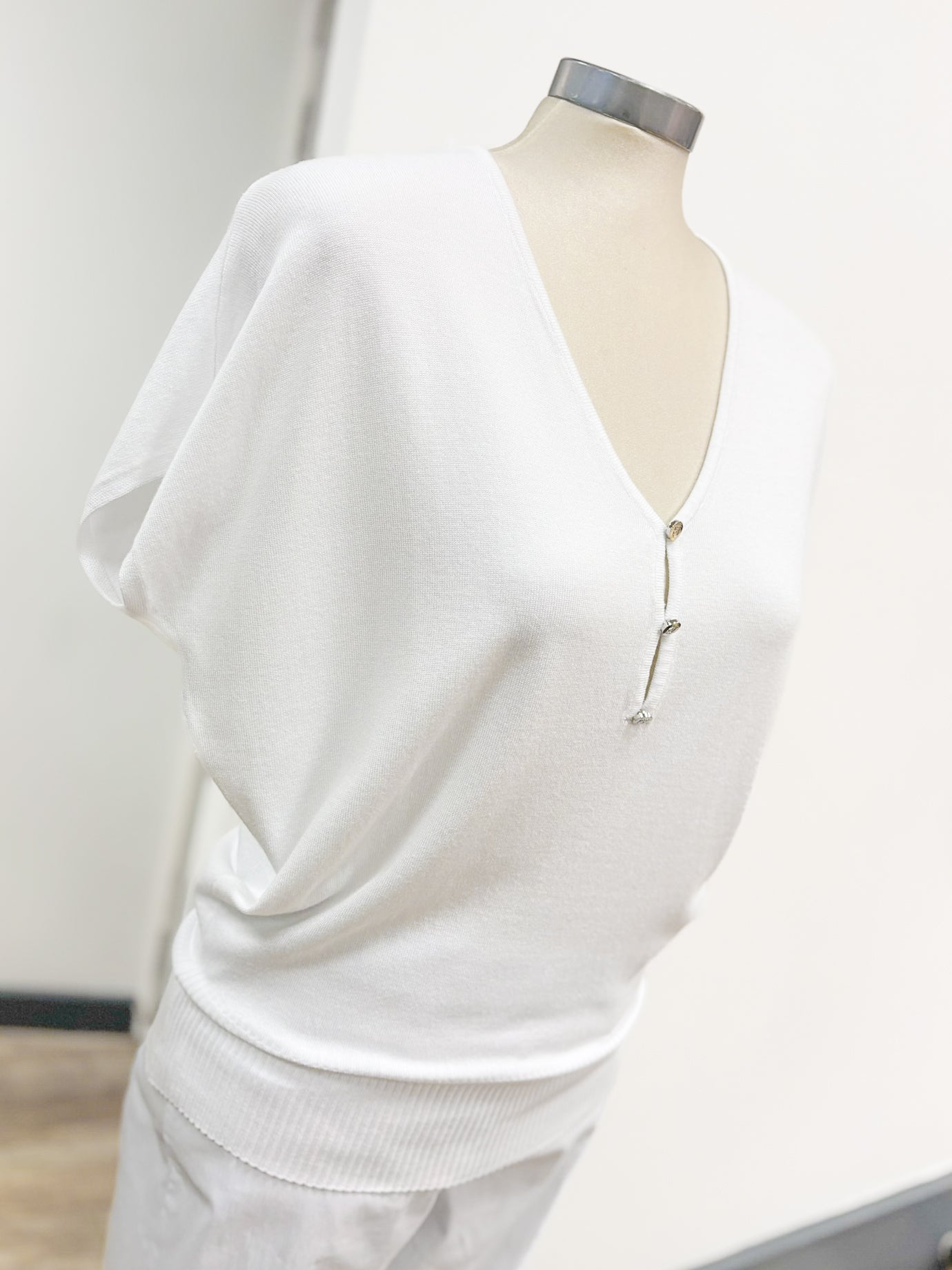 Marble V-Neck Fine Knit Batwing Top