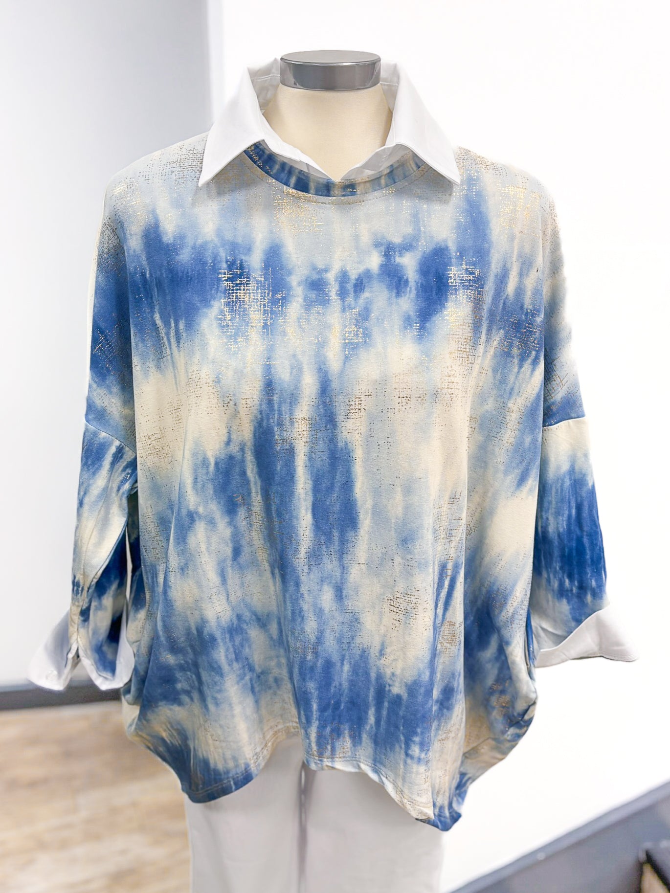 Sweatshirt with Shirt Collar