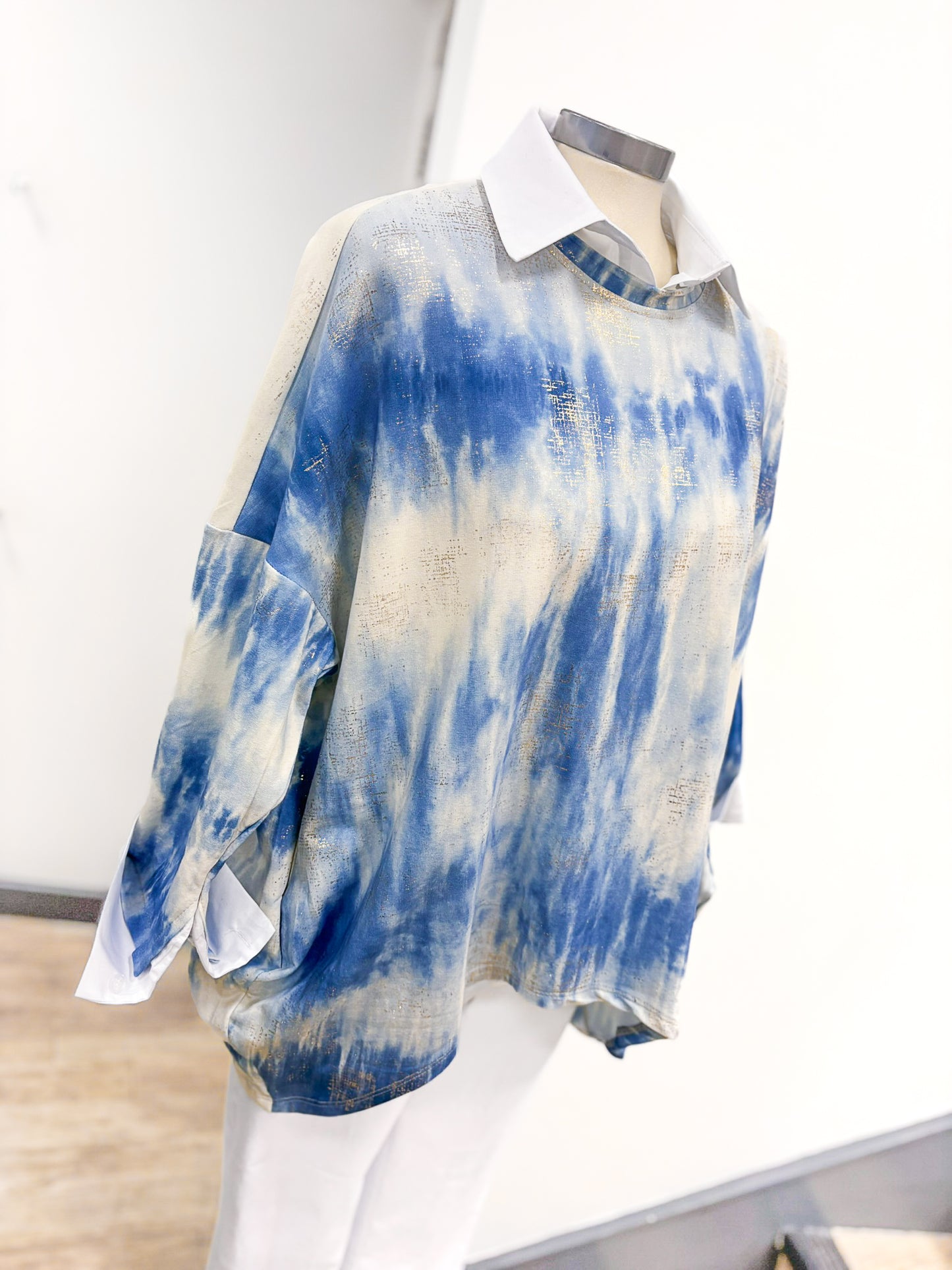 Sweatshirt with Shirt Collar