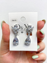 Load image into Gallery viewer, D&amp;X Clip On Earrings