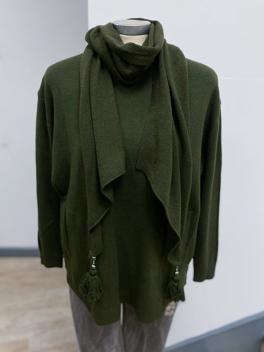 Pocket Jumper with Tassel Scarf