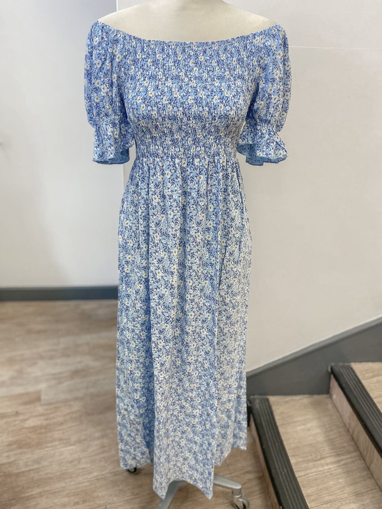 Ditsy Floral Shirred Dress