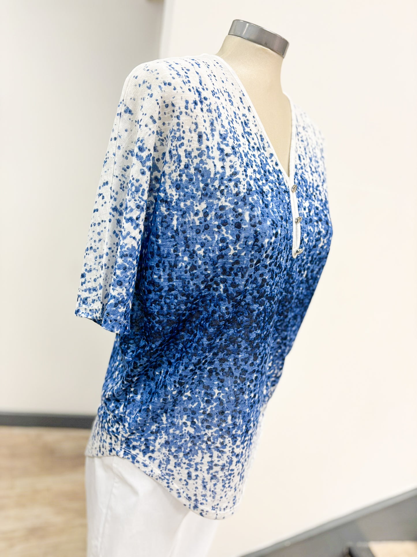 Marble Layered Speckled V-Neck Top with Cami