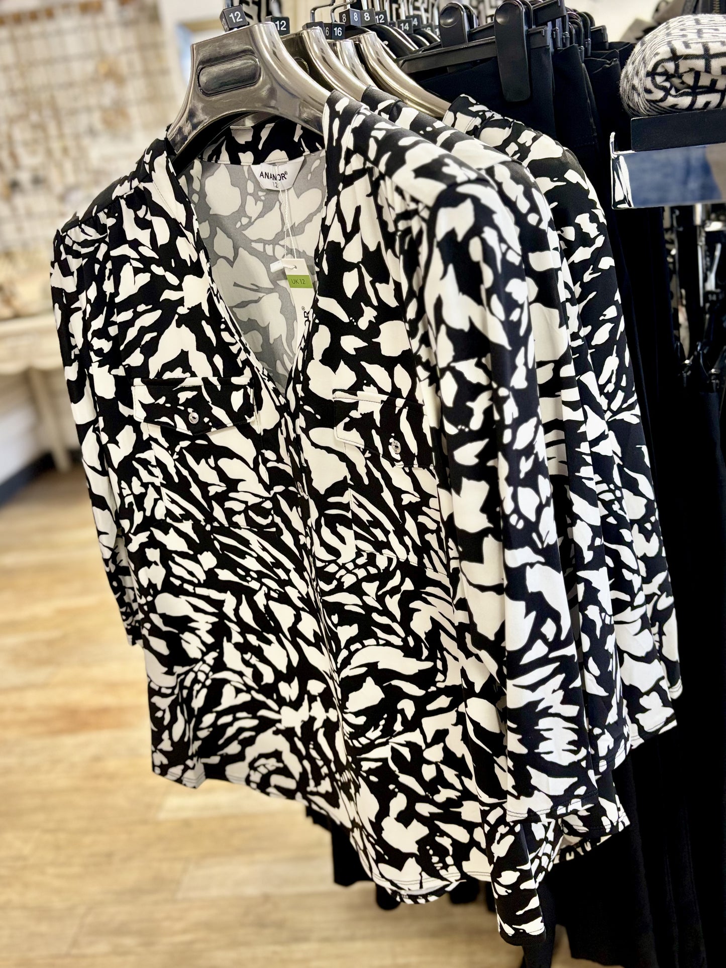 Anamor Pocket Blouse