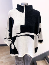 Load image into Gallery viewer, 1/4 Zip Monochrome Abstract Print Oversized Jumper