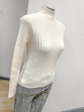 Load image into Gallery viewer, Erika Ribbed Turtle Neck Jumper
