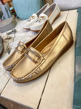Load image into Gallery viewer, Kelsi Slip-on Moccasin Loafers