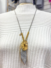 Load image into Gallery viewer, Envy Large Crystal Pendant Necklace